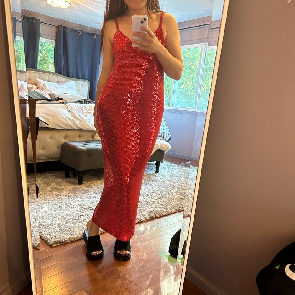 Dodo Bar Or Lita Red Sequinned Jersey Dress - Picture 5 of 5